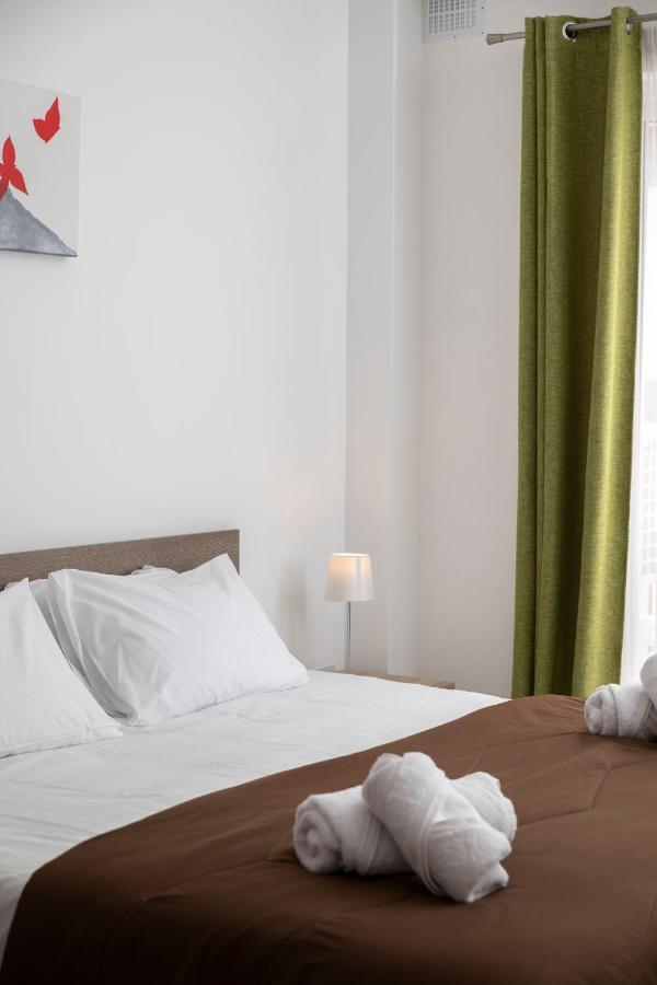 Sea View Apartment 2 Bedrooms 2 Bathrooms, 2 Minutes Away From The Sea San Ġiljan Buitenkant foto