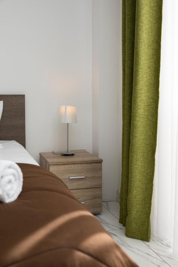 Sea View Apartment 2 Bedrooms 2 Bathrooms, 2 Minutes Away From The Sea San Ġiljan Buitenkant foto